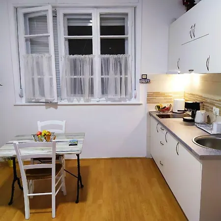 Center Apartman